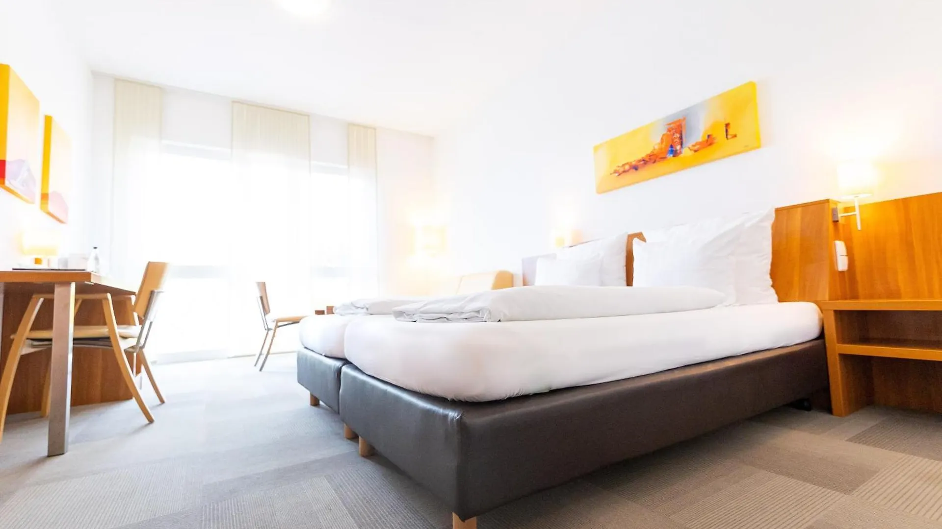 Hotel Darstein Altrip 4*,